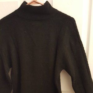 turtleneck sweater with ribbing details